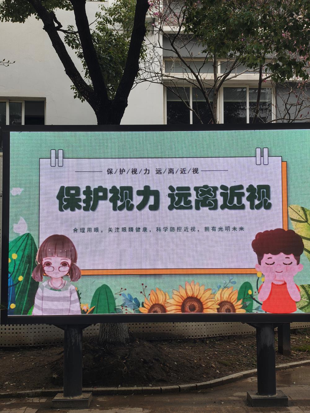 c7a43ff1745f42faafeca95fdcee570b.jpg